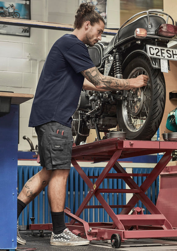 Mens Rugged Cooling Stretch Short - Charcoal